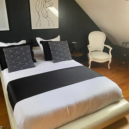 Chez Patou Bed and Breakfast 3*