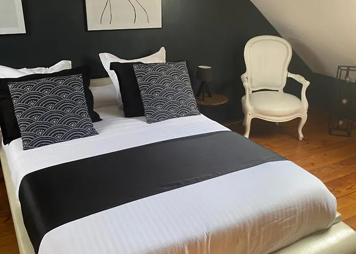 Chez Patou Bed & Breakfast 3*